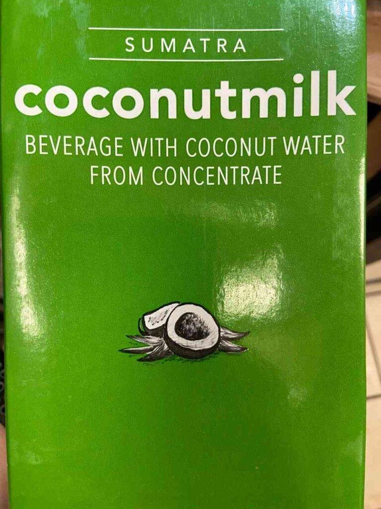 Starbucks Coconut Milk: A Guide to Nutritional Benefits, Drinks, and Sustainability